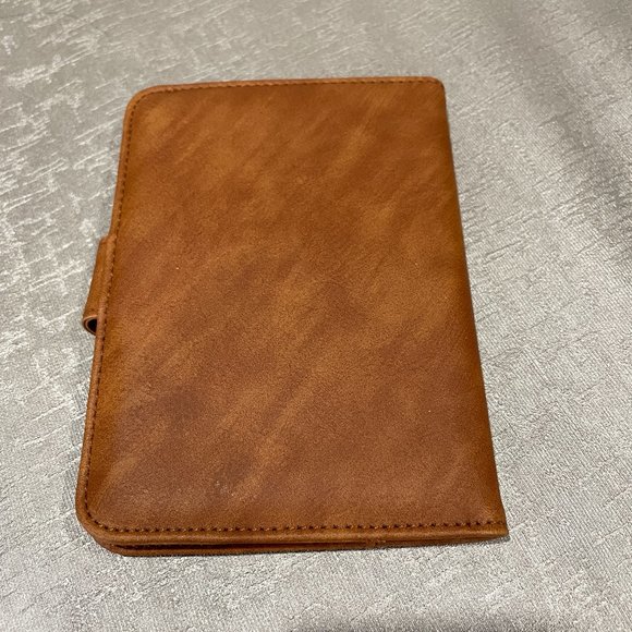 Passport holder/jacket, NEW never used, Brown - Picture 5 of 6